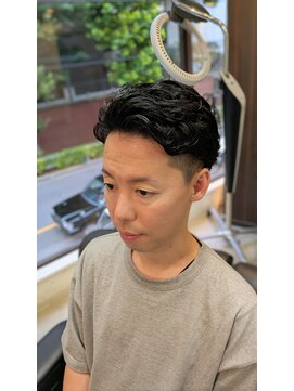 オモテサンドウ バーバー(OMOTESANDO BARBER) メンズパーマ