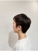 女性らしいフェミニンなショートスタイル