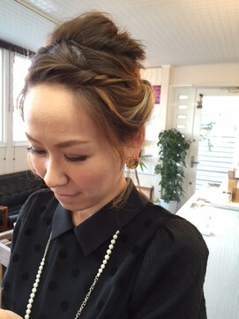 ダブル ヒッチ ヘア(W Hitch hair) ゆるアレンジ