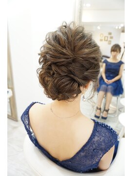 ヘアアンドメイクジップ恵比寿 (Hair＆Make ZIP) ふんわり大人アップ　ヘアセット