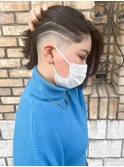 【roijir 山岸】スキンフェード女子 刈り上げ女子　外はねボブ