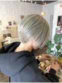 ホワイトシルバーカラー