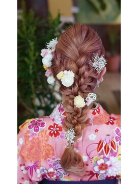 ネス(NESS) ラプンツェル風♪編み込みアレンジスタイル