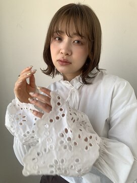 エクリフルール(equri fleur) 【目黒】20代 30代 外ハネレイヤーボブ
