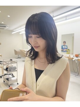 カーサ ヒル コヌン(casa hiru konun) くびれミディアム