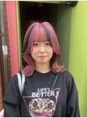 ピンクとブラックのデザインカラー!