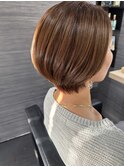 ショートボブ