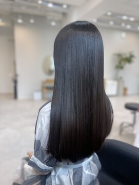 エミュスト(Emuest) 艶髪☆髪質改善