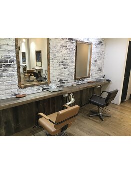 広々とした店内は席の間隔もゆったり♪ベビーカーのままご入店いただけるのでお子様連れ大歓迎です★