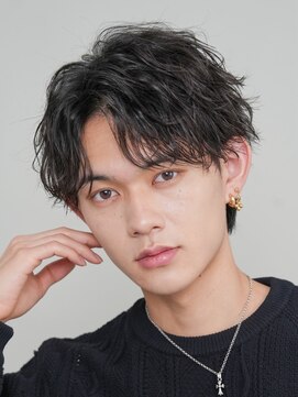 フィフス(fifth) 表参道ツイストスパイラルパーマメンズカットセンターパート30代