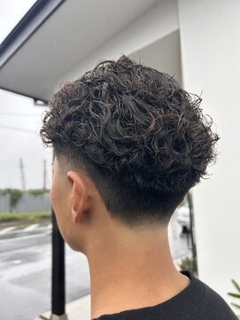 アンド(&) テーパーフェード