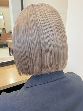 スレイ(SLAY) ボブ×ベージュ