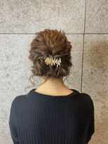 ニューナ(newna) おしゃれシニヨン
