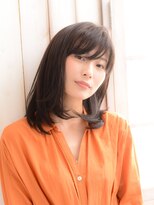 パティオン(PATIONN)&nbsp;ゆるっとぬけたナチュラルバングで大人可愛いセミロングスタイル