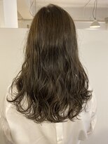 アトリエ シュシュ(atelier chou chou)&nbsp;波ウェーブレイヤー　×  Ｎ．カラー