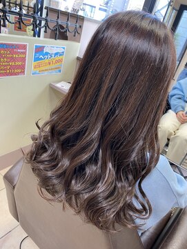 アールモンドヘア新世界 キラ水でツヤツヤcolour♪