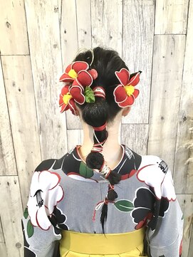 ヘアースペース ムーン(Hair Space MOON) 編みおろし、水引、金伯、早朝のヘアセットと着付けお任せ下さい