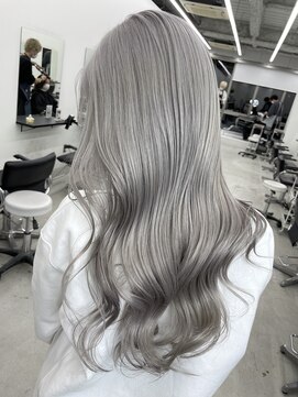 エゴル ナゴヤサカエ(ENGOL NAGOYA SAKAE) ホワイトシルバー/ホワイト/ハイトーンカラー