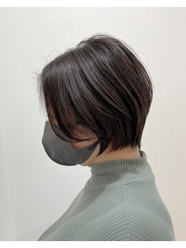 リラ(Lila) 大人可愛い20代30代40代ショートボブ丸みショート