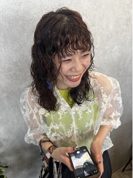 ザベース(the base) パーマ　くるくる　前髪パーマ