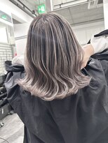 レディアル 大宮(REDEAL ope.) ホワイトバレイヤージュ