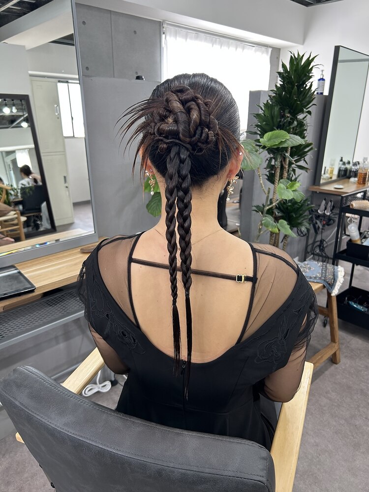 カチモリヘアアレンジ：L209164487｜ノート(note)のヘアスタイル 
