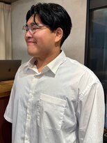 アトリエ(atelier.)&nbsp;センターパート　アップバング　黒髪　メンズショート　爽やか