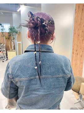 ムーン バイ ケンジ(moon by KENJE) 【hinari】＃カチモリヘア ＃デザインカラーヘアアレンジ