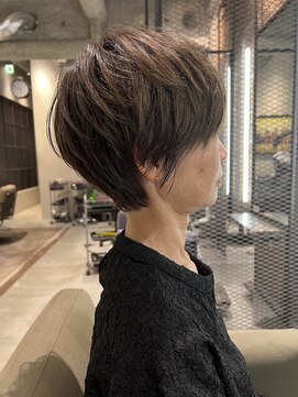 ベイショア(Bay Shore NY) BaySHoreNY　白髪ぼかしハイライト×ショートボブ