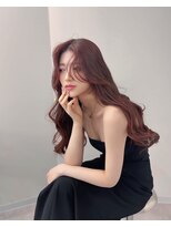 リリー(Lilley)&nbsp;くすみベージュ×姫カットレイヤー×韓国風巻き【ayana】