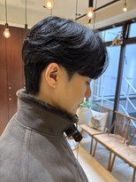 アルム オモテサンドウ(ALLM omotesando)&nbsp;韓国風カルマパーマ メンズ韓国ヘア メンズカット