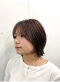 20代30代ショート前髪あり前髪なし顔周りレイヤーカットオリーブ