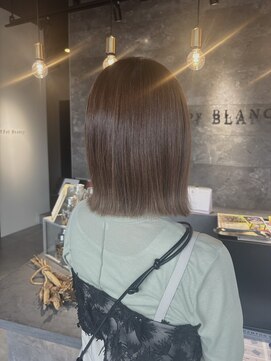 ビーストバイブランカ 刈谷三河安城(BEEst by BLANCA) 切りっぱなしボブ