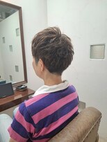 ロマン バイ ルームス(浪漫 by ROOMS)&nbsp;ツーブロックの大人ショート【浪漫byROOMS小西】