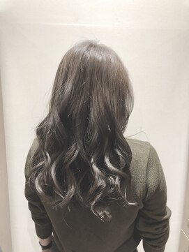 ジャパン ホンテン(JAPAN HONTEN) 大人ロング グレージュカラー