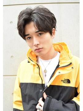 ローハ アゲオ(Lowha -ageo-) Lowha 上尾 重め×ゆるウェーブ×センターパート