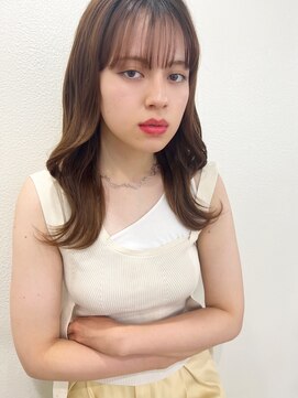 マリアバイアフロート(Maria by AFLOAT) 【山田】韓国風くびれレイヤー外ハネベージュ