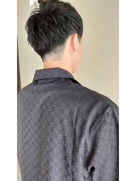 カーサ キッチン(KITCHEN) 束感ツーブロックショート