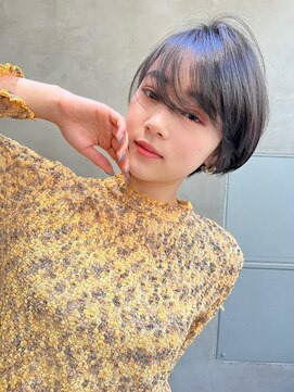 ロイジー(roijir) 表参道roijir　マッシュショート ×シルバー系カラー