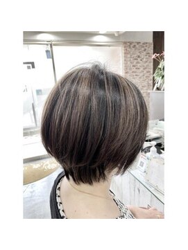 ル ジャルダン 大船店(le jardin) バレイヤージュ/美人ショート@20代30代40代