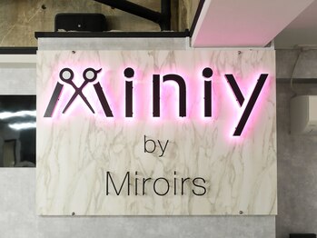 Miniy by Miroirs【ミニィバイミラーズ 】