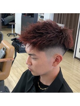 ブレイズ(BLAZE) ワインレッドスキンフェードバーバー