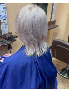 モアムー(Moremuu) ホワイトシルバー