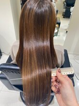 アリエ(Allie) Aujuaヘアケア・エイジングケアトリートメント