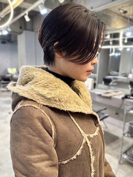 イトシテ 前下がりハンサムショート　【鎌田　隆雅】