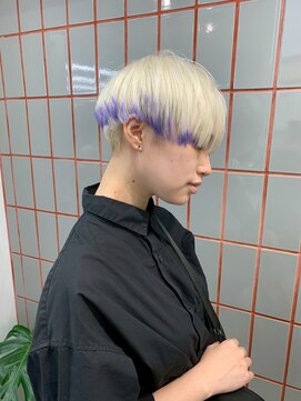 ペレ 原宿(PELE) ダブルカラー/ケアブリーチ/羽エクステ/原宿