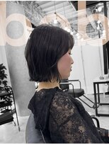 フランチェスカドットボブ(francesca.bob)&nbsp;切りっぱなしボブ×ダークグレー