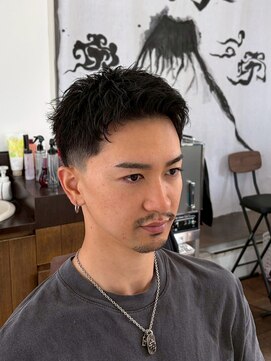理髪 縁 ショートアップバング