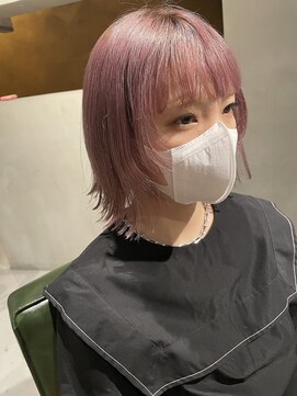 ヘアー アイス ルーチェ(HAIR ICI LUCE) ボブウルフ 顔周りウルフ ピンクカラー /山中