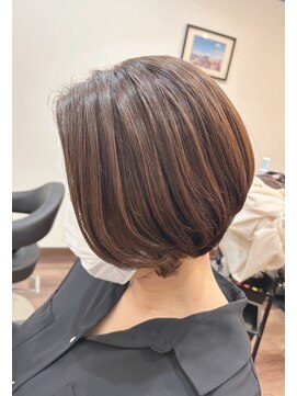 プライベート ヘアサロン カオ(private hair salon kao) 前下がりショートボブ